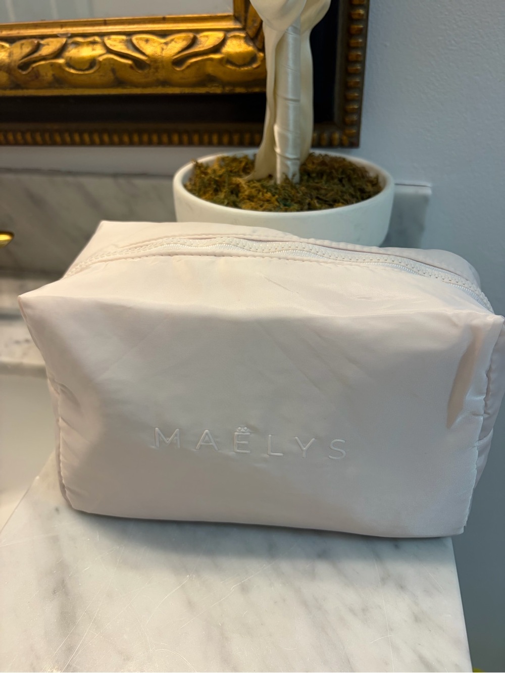 Kate Spade Cosmetic Pouch Bundle - Picture 10 of 11